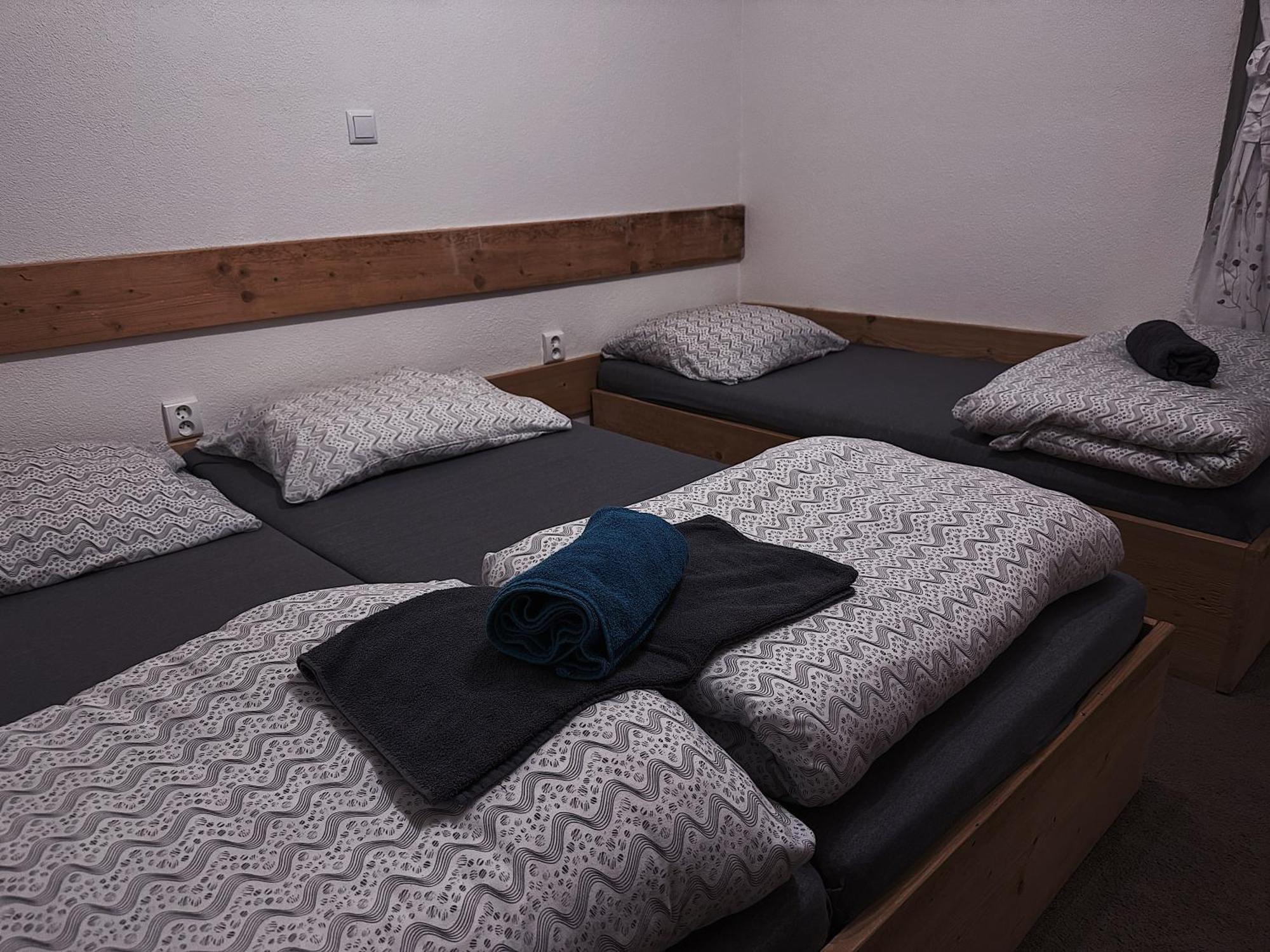 Chalupa M&P 2 Bešeňová Buitenkant foto